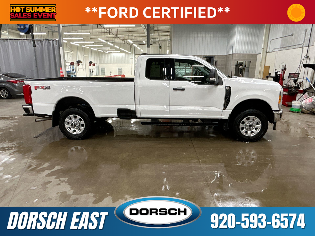 2023 Ford F-350SD XLT 613a FX4