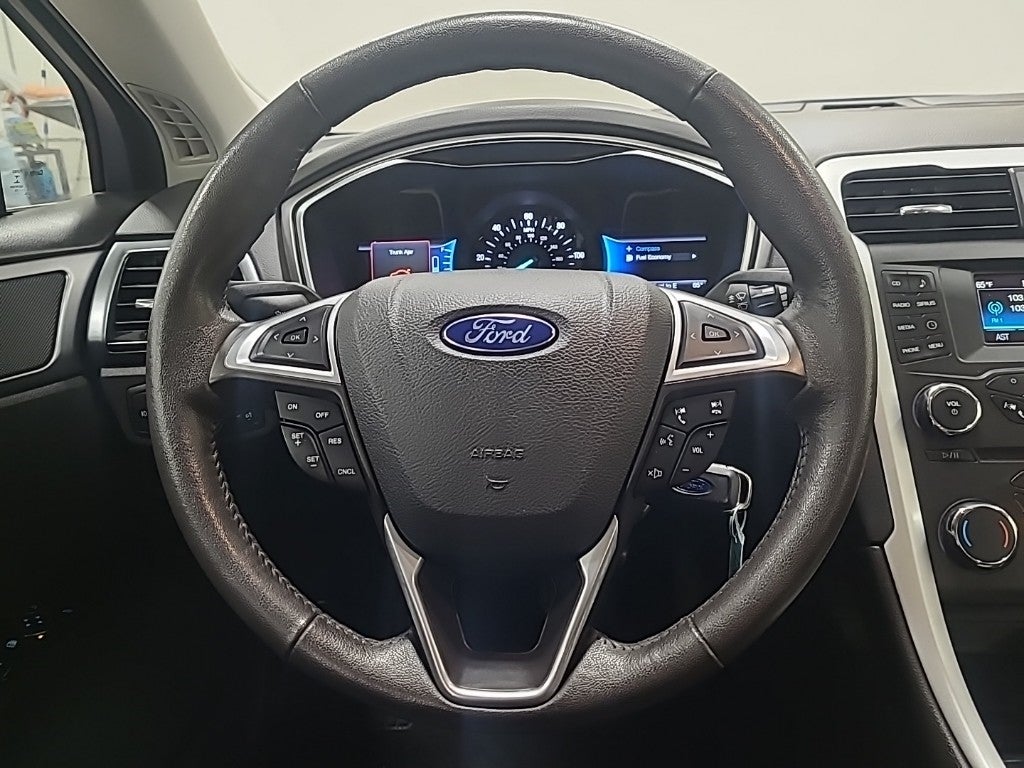 2016 Ford Fusion Hybrid SE 501a